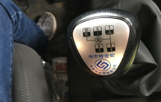 【國(guó)五】江淮小三軸挖機(jī)平板車(chē)