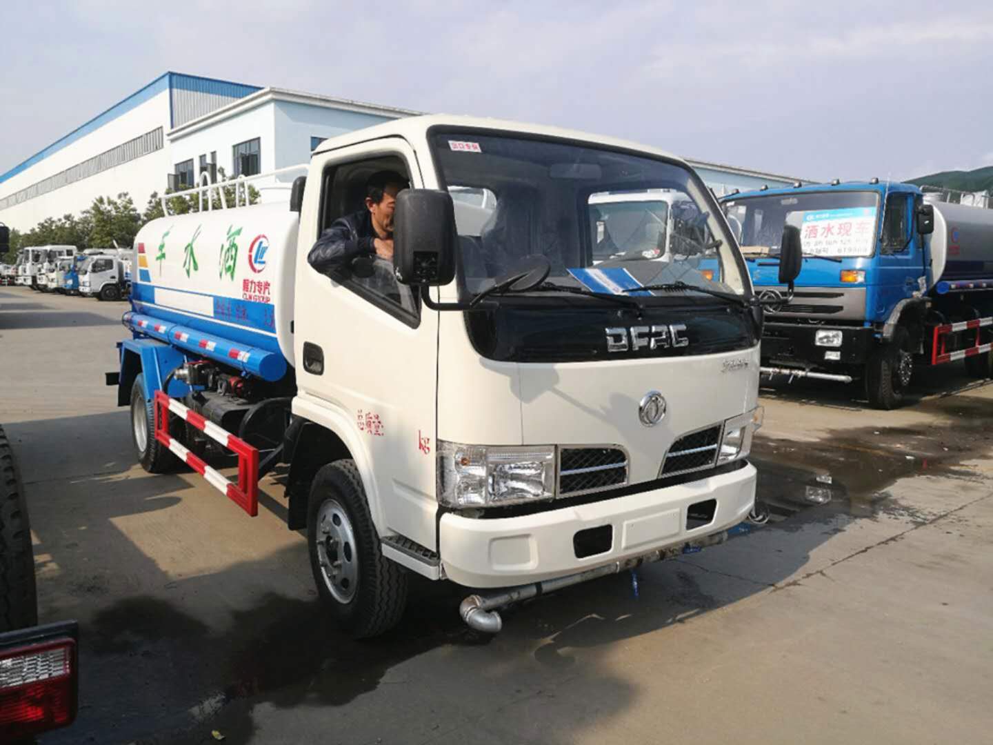 東風(fēng)福瑞卡灑水車