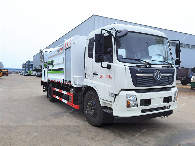 東風天錦霧炮抑塵車