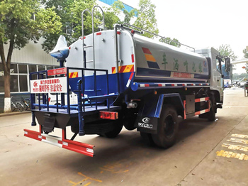 東風(fēng)D3L型12噸灑水車