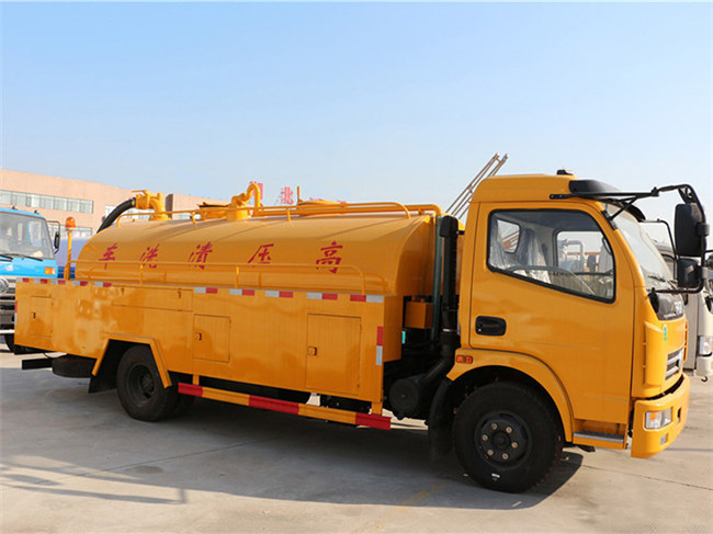 東風(fēng)多利卡8噸高壓清洗車