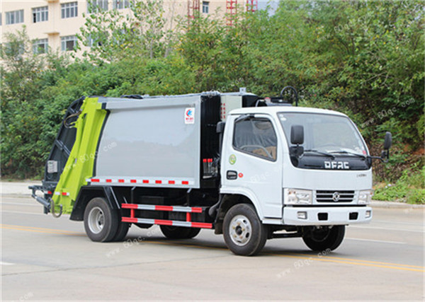 東風(fēng)小多利卡壓縮垃圾車(chē)