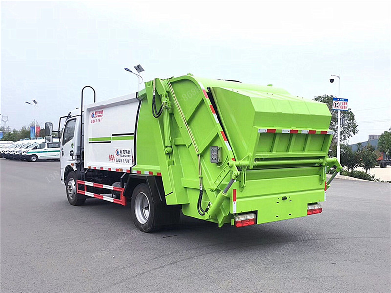 國(guó)六東風(fēng)凱普特K7壓縮垃圾車