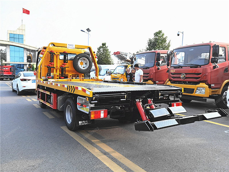 重汽豪沃藍牌一拖二清障車