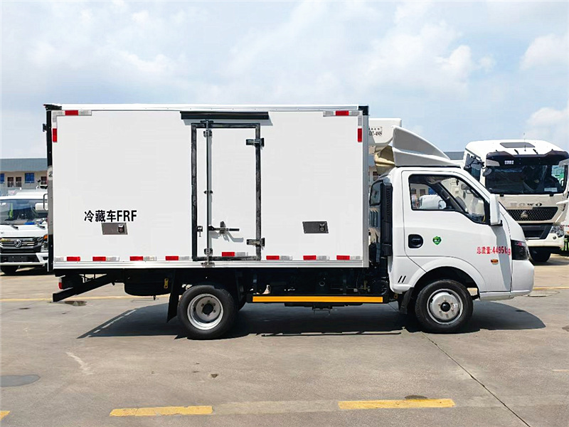 東風途逸后雙輪冷藏車 東風途逸后雙輪冷藏車