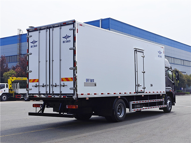 福田歐曼行星冷藏車