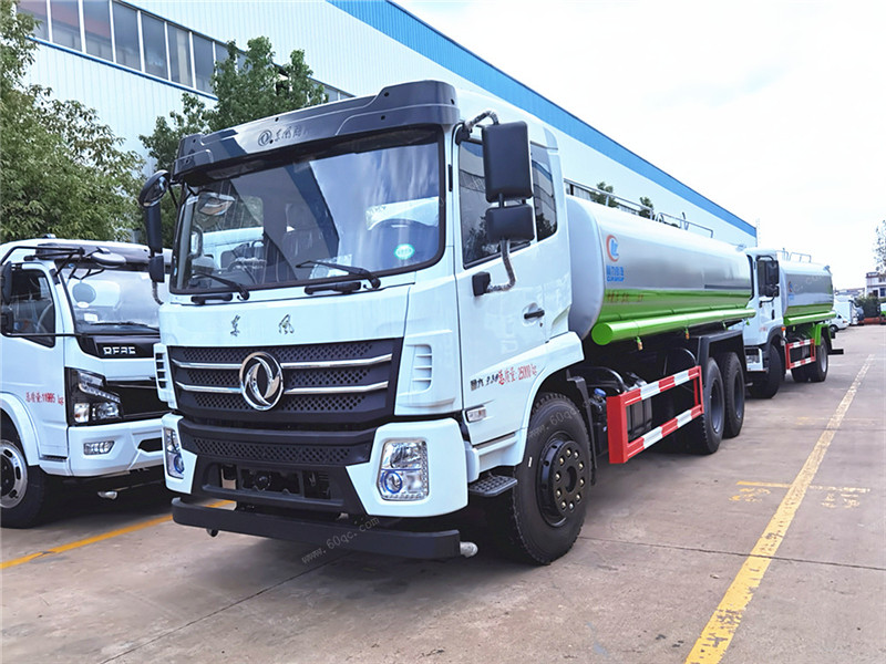 國六東風(fēng)D17后雙橋灑水車