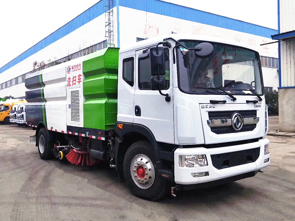 東風多利卡D9洗掃車